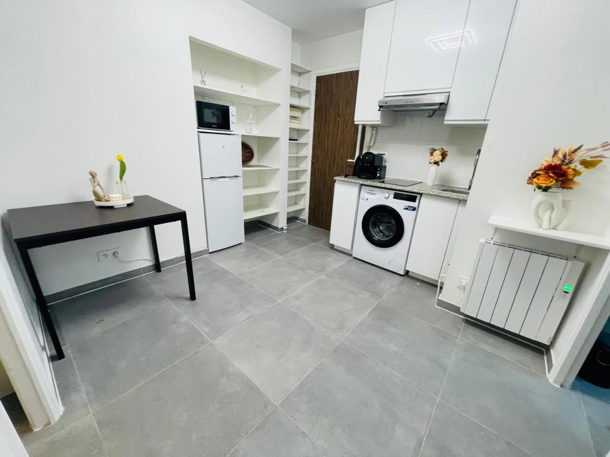 Dream Dwell Paris-Two Bedrooms Apart Near Gare Du Nord Buitenkant foto