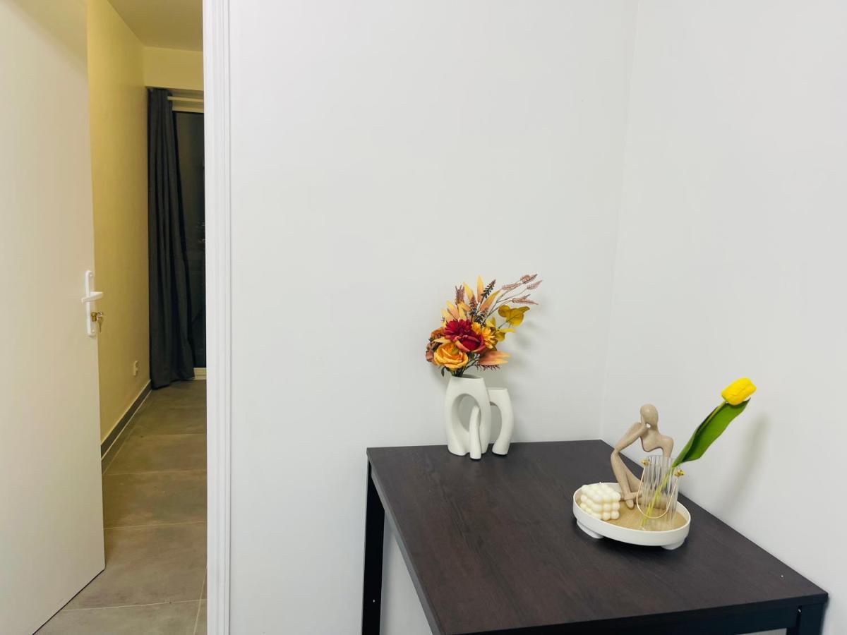 Dream Dwell Paris-Two Bedrooms Apart Near Gare Du Nord Buitenkant foto
